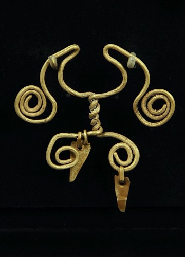 Exhibition: AFFORDABLE ARTIFACTS: $3,500 and UNDER, Work: Chavin Gold Spiral Nose Ring with Two Twisted Wires and Two Dangles $2,100