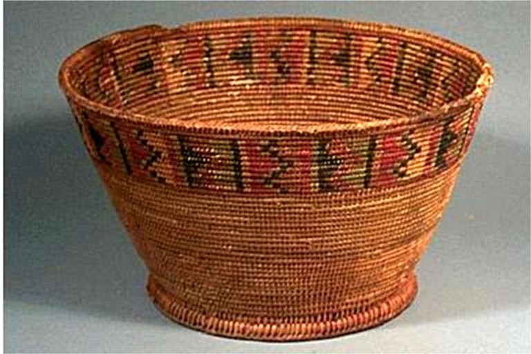 Bolivia, Tiahuanaco basket with geometric polychrome band
Woven basket with polychrome band of alternating zigzag design pattern in  red, navy blue, green and gold.  Zigzag pattern is alternated with vertical double stripe.
Media: Textile
Dimensions: Height: 4" / Diameter of rim: 6 3/4"
$3,750
MM040