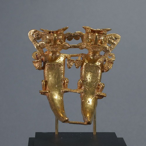 Cocle Cast Gold Pendant of Pair Anthropomorphized Bats •SOLD