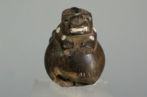 Work: Wari Wood Lime Container with a Feline on Top with Original Shell Inlays $1,250