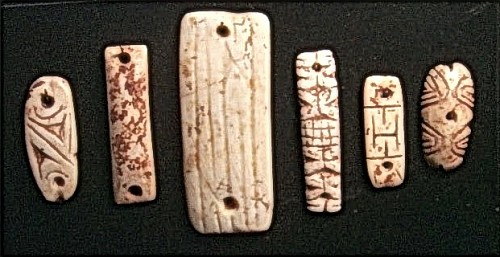 Six TaÃ­no  Bone and Shell Bracelet Elements