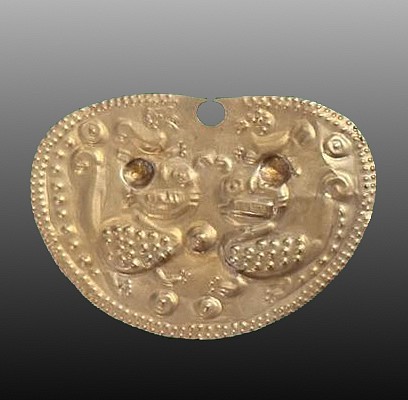 Vicus Embossed Gold Nose Ring $1,600